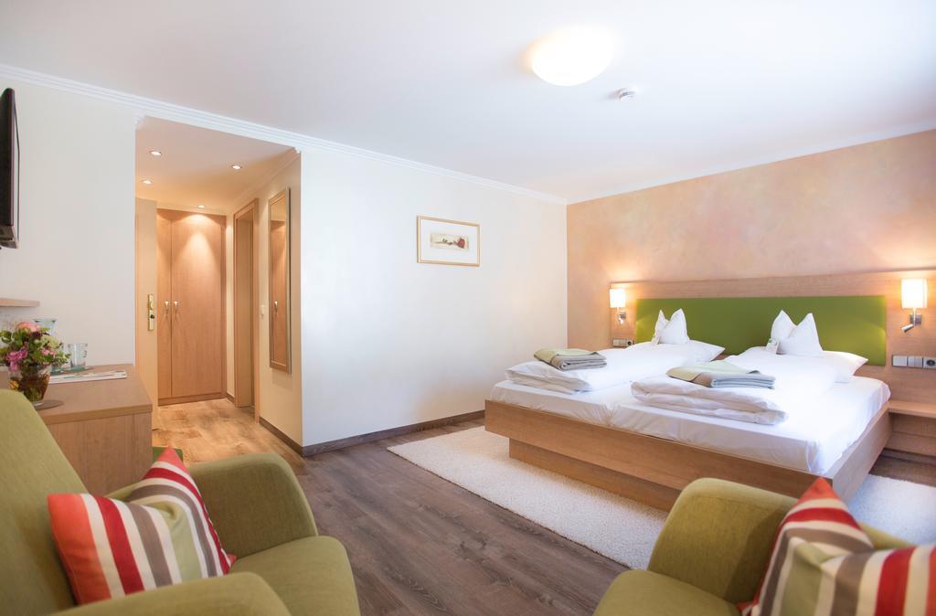 Flair Hotel Adlerbad Bad Peterstal-Griesbach Exterior photo
